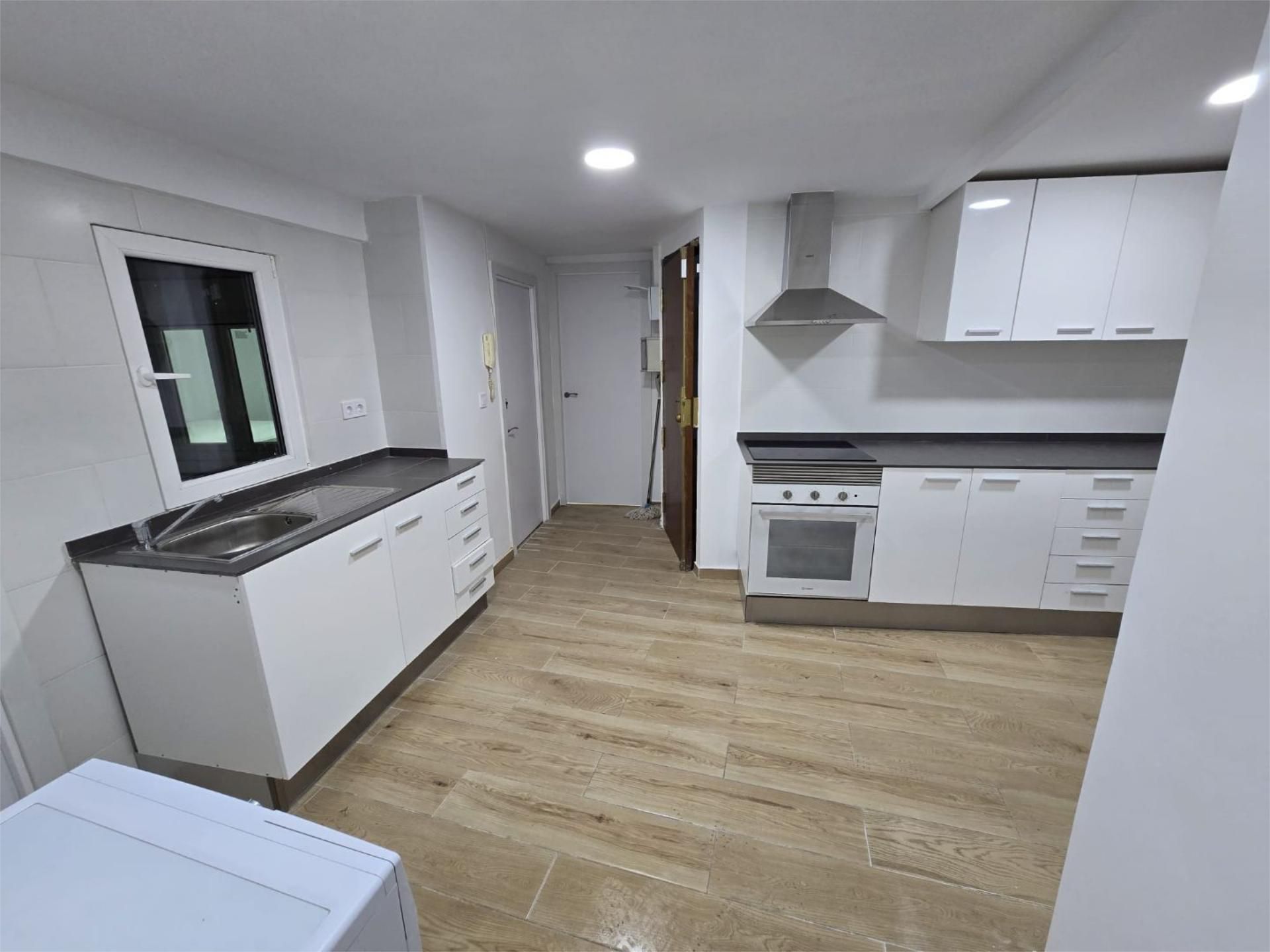 Flat to share in Carrer Sant Antoni, 27, Centre Històric