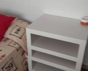 Flat to share in Carrer d'Anselm Clavé, 15, Centre