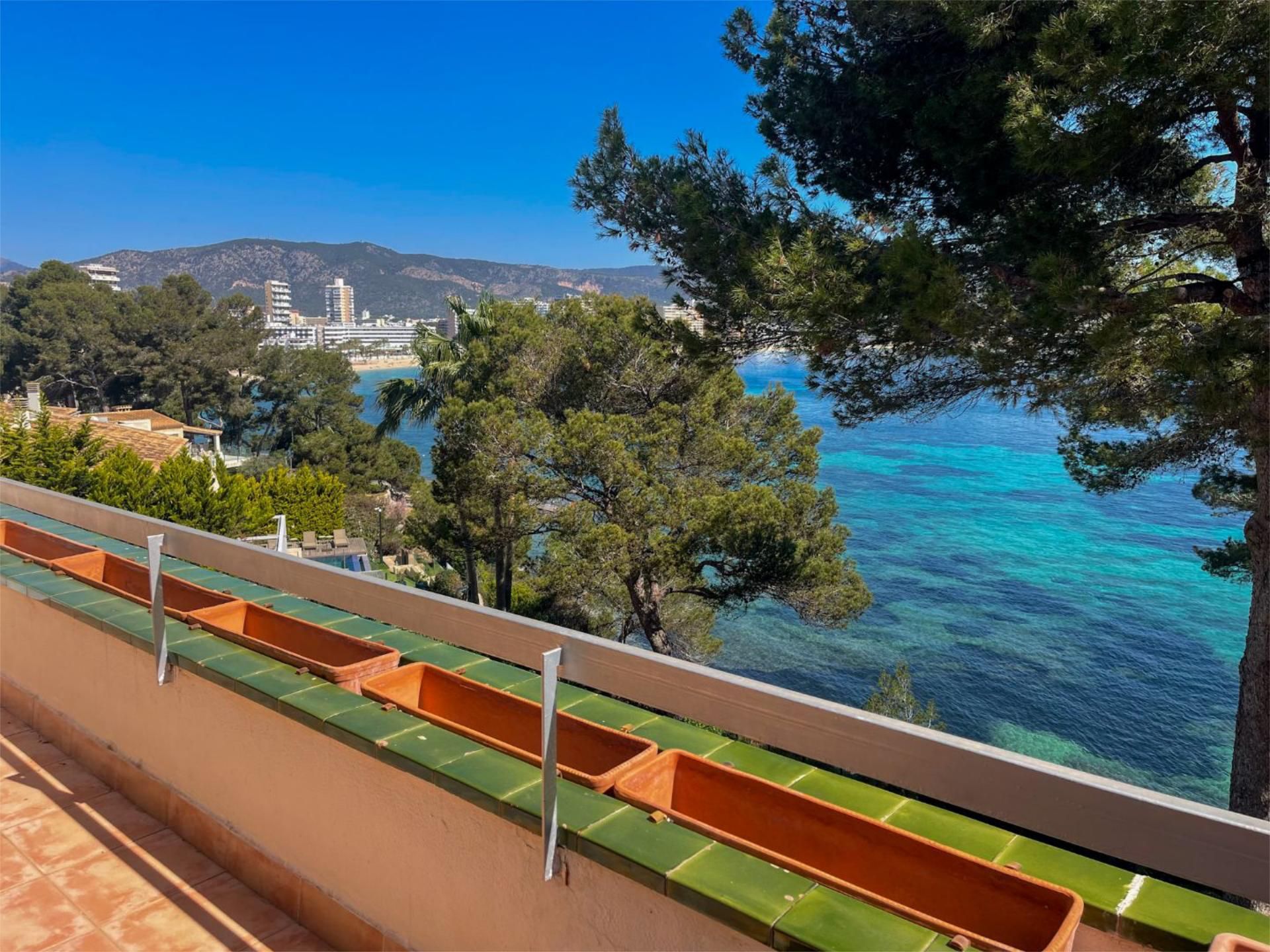 Dormitori de Apartament en venda en Calvià amb Aire condicionat i Balcó
