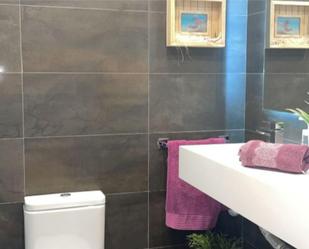 Bathroom of Flat for sale in Alicante / Alacant  with Air Conditioner, Terrace and Swimming Pool
