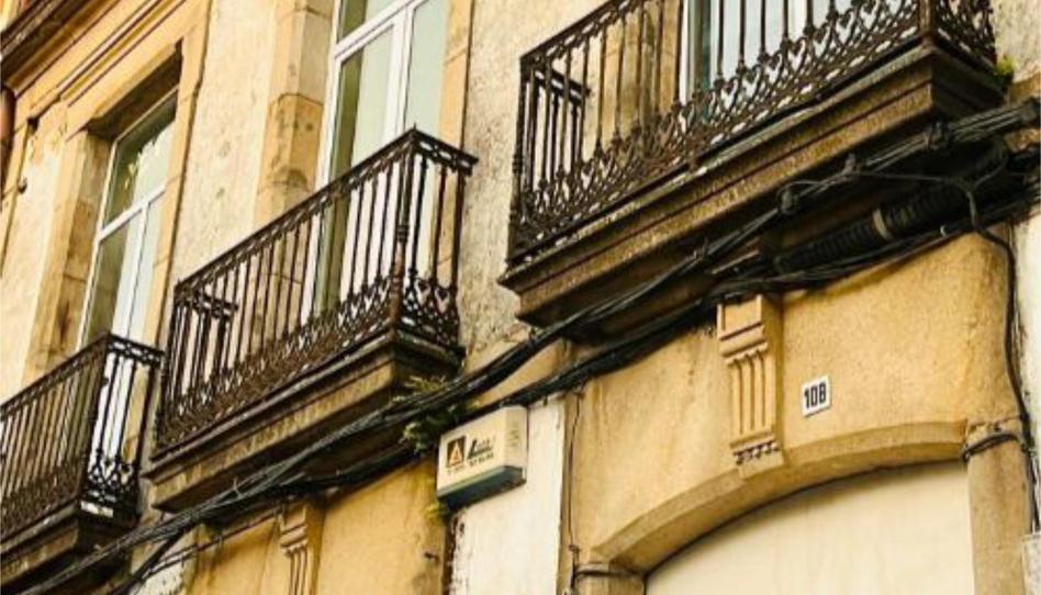 Casa adosada en venda a Avenida Da Mariña, 108, Vilagarcía, Pontevedra - imatge 1 Foto 1 de Casa adosada en venda a Avenida Da Mariña, 108, Vilagarcía, Pontevedra