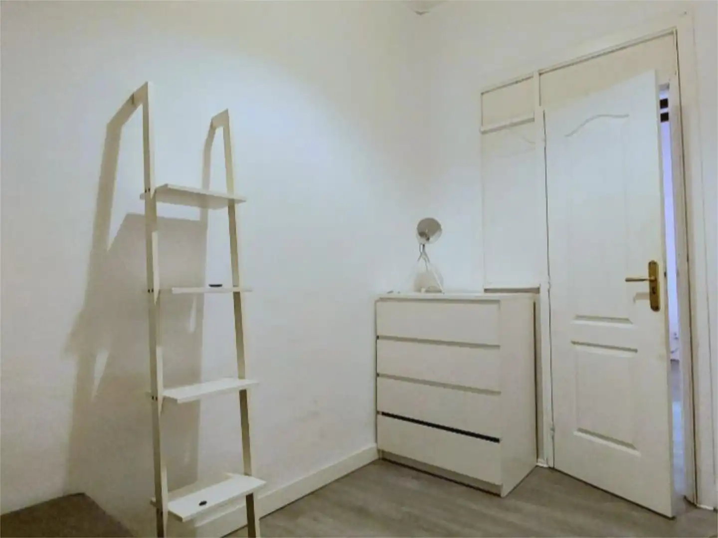 Habitación de Piso de alquiler en Barcelona con Amueblado y Balcón