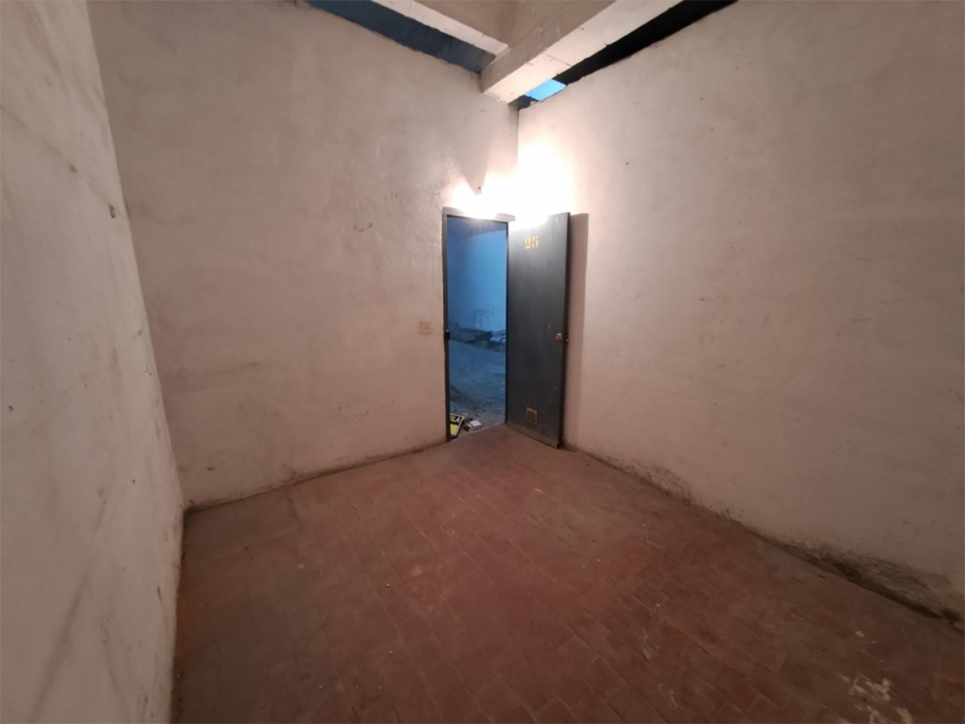 Box room to rent in Basauri 
