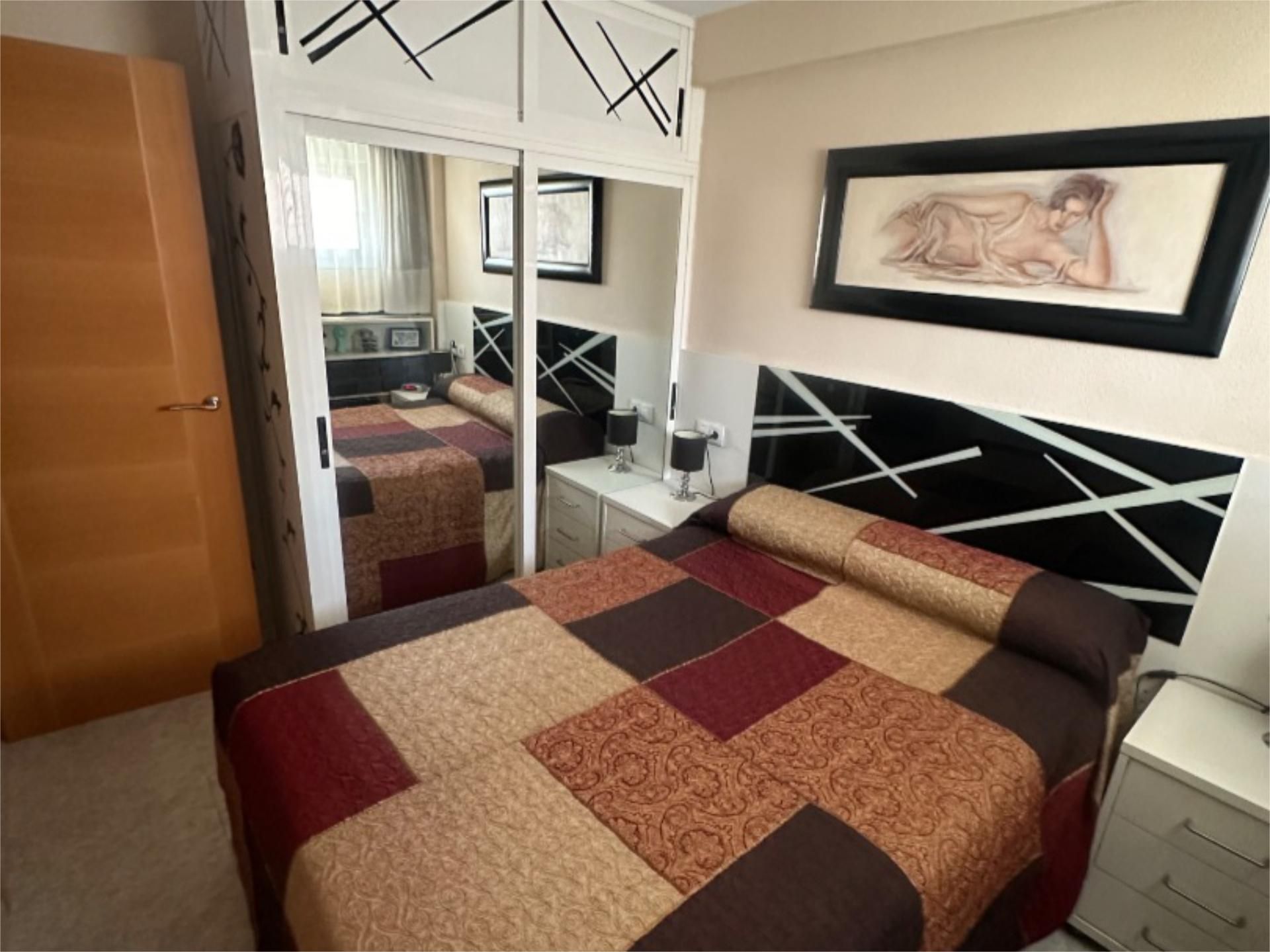 Bedroom of Flat for sale in Benidorm  with Air Conditioner, Terrace and Swimming Pool