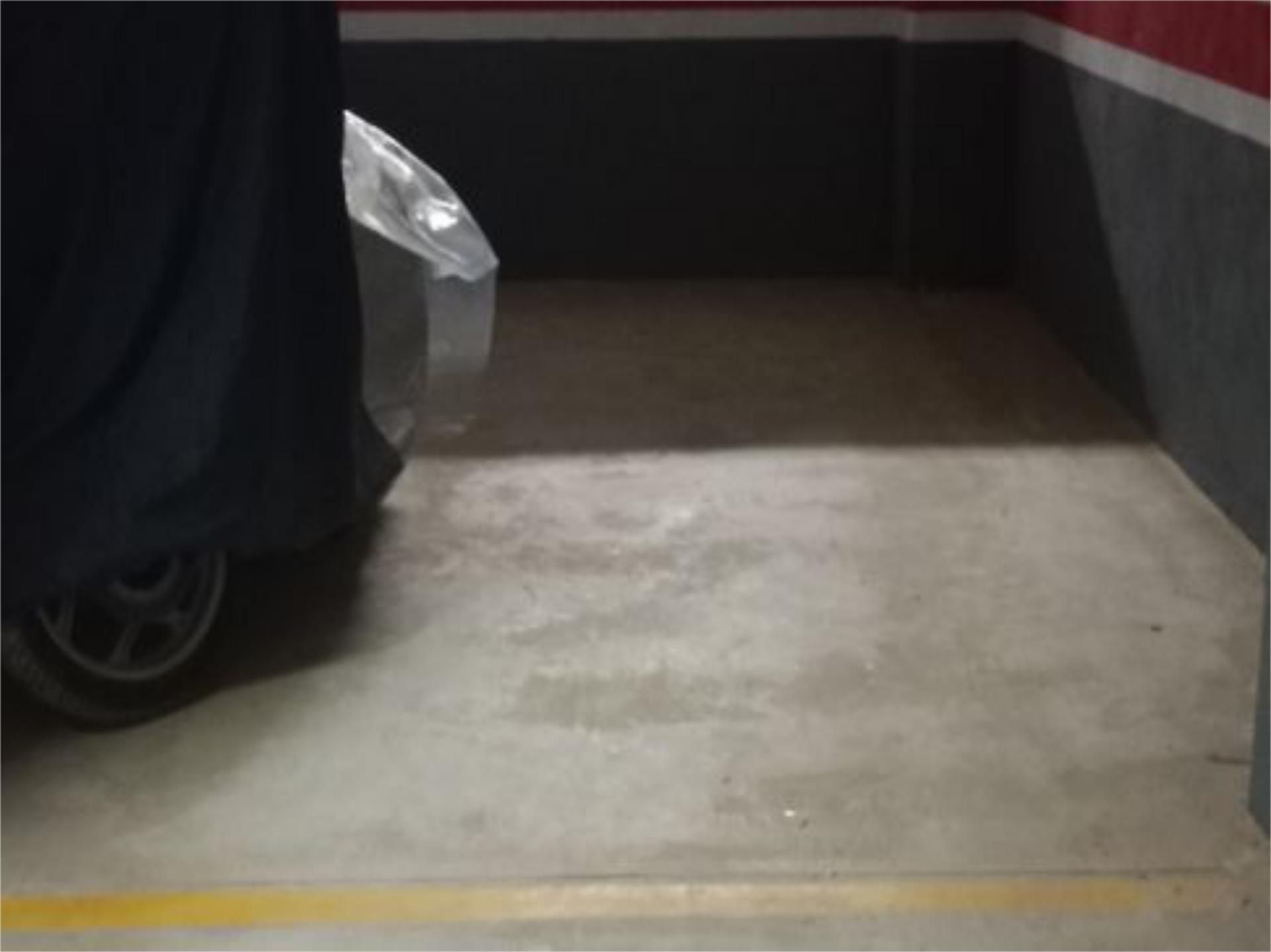 Garage to rent in Alginet