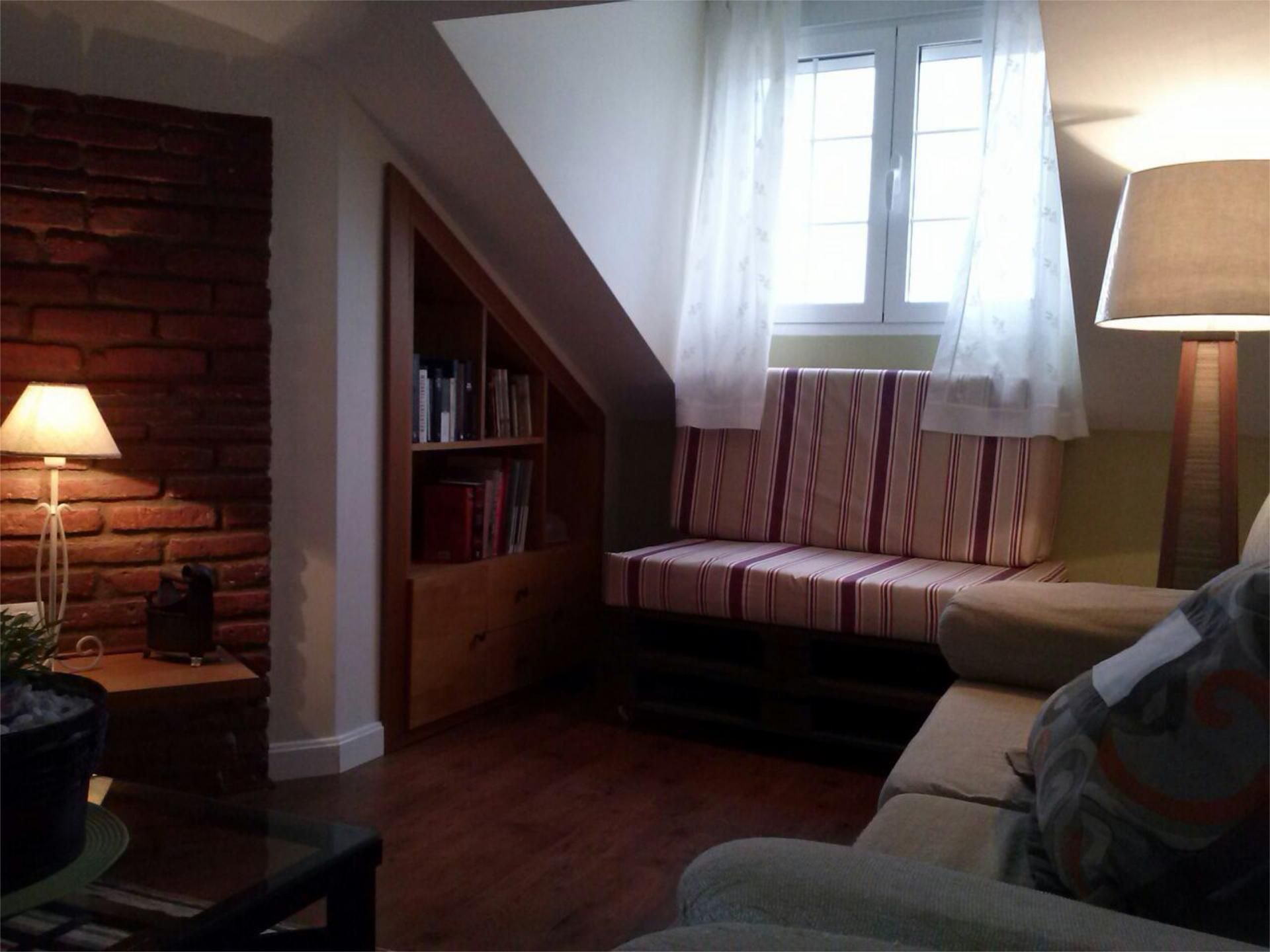 Wohnzimmer von Wohnung miete in Calamonte mit Klimaanlage, Heizung und Parkett