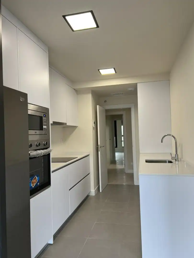 Küche von Wohnung zur Miete in  Sevilla Capital mit Klimaanlage, Terrasse und Schwimmbad