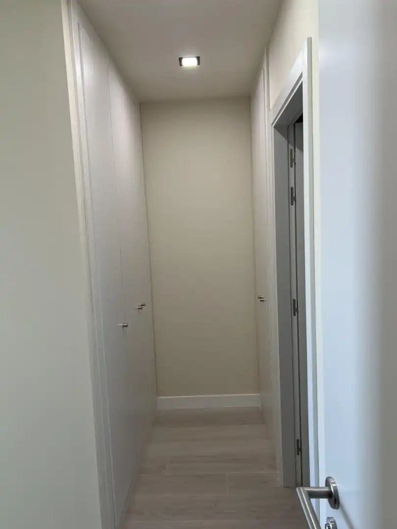 Wohnung zur Miete in  Sevilla Capital mit Klimaanlage, Terrasse und Schwimmbad
