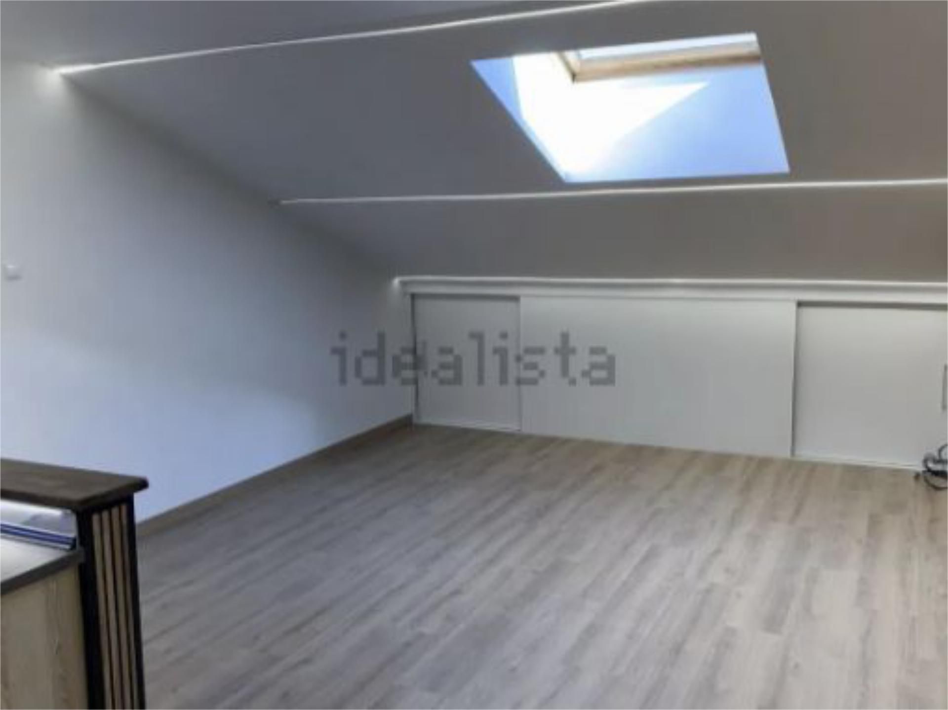 Dormitori de Casa o xalet en venda en Chozas de Canales amb Aire condicionat i Terrassa