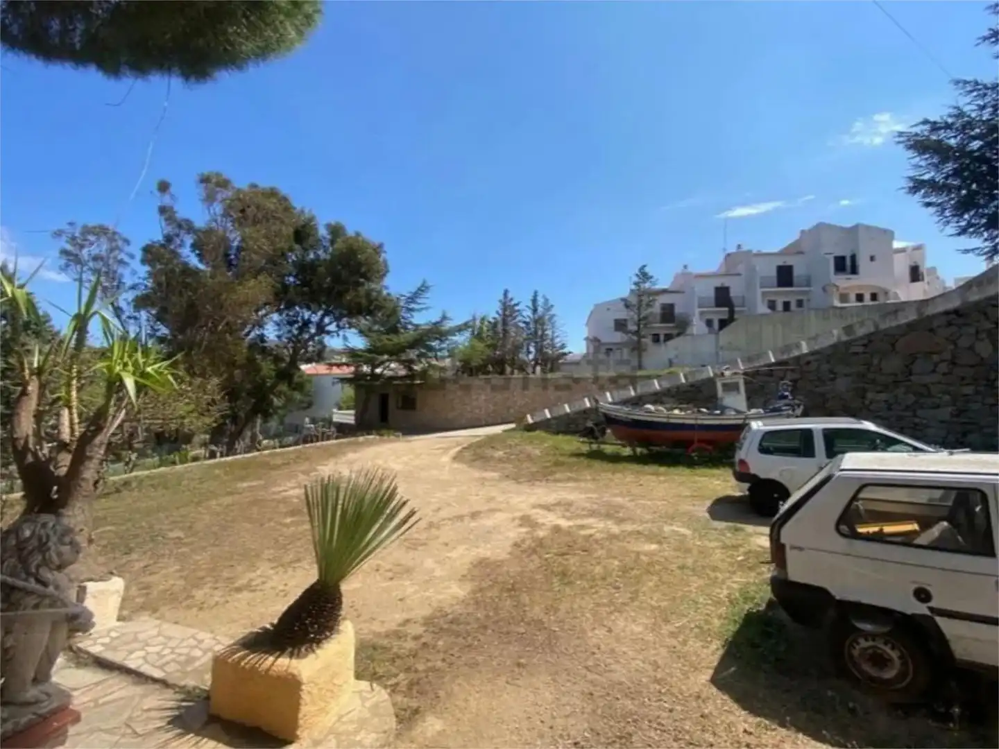 Wohnung zum Verkauf in Carrer Víctor Català, 21, Almadrava - Canyelles - Puig-Rom Außenansicht von Wohnung zum Verkauf in Roses mit Terrasse und Balkon