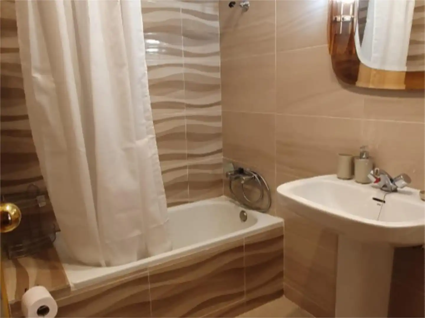 Bathroom of Flat for rent in Linares  with Air Conditioner, Terrace and Furnished
