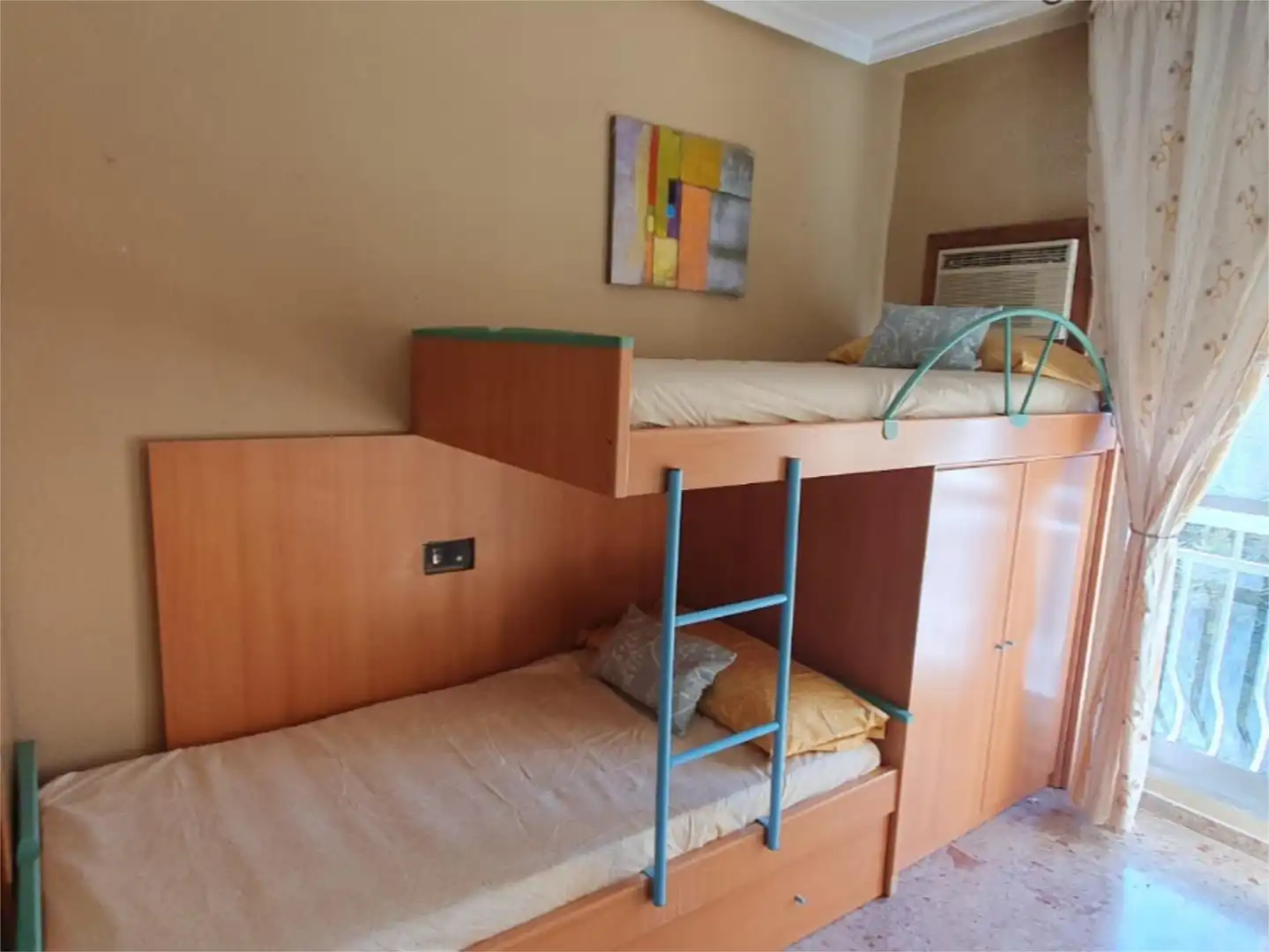 Bedroom of Flat for rent in Linares  with Air Conditioner, Terrace and Furnished
