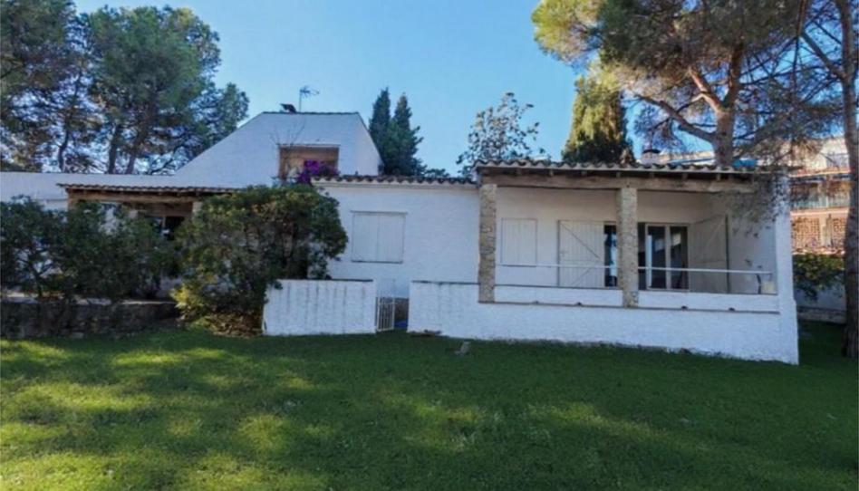 Residencial en venda a Carrer Barcelona, 35, Riells, Girona - imatge 1 Foto 1 de Residencial en venda a Carrer Barcelona, 35, Riells, Girona