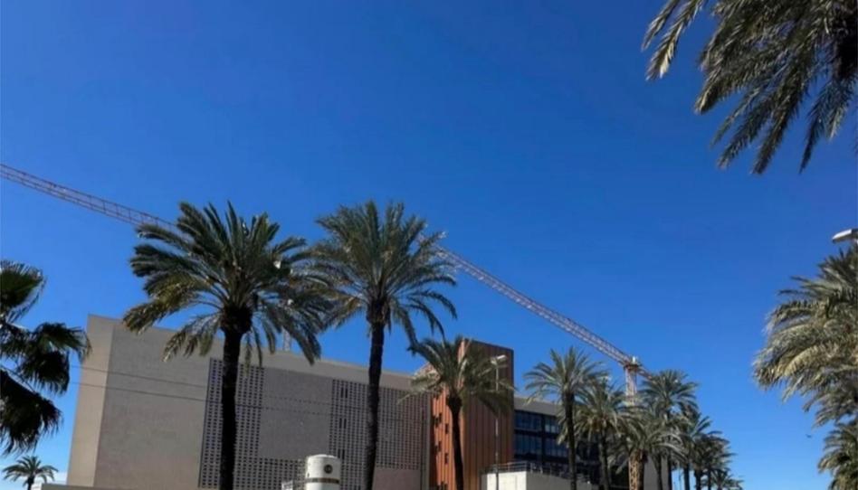 Premises for sale in Avenida Luis Suñer, 8, La Vila, Valencia - image 1 Photo 1 of Premises for sale in Avenida Luis Suñer, 8, La Vila, Valencia