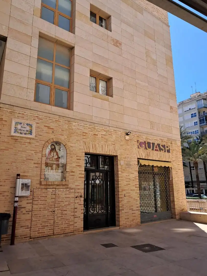 Commercial properties for sale in Avenida Luis Suñer, 8, La Vila Exterior view of Commercial properties for sale in Alzira with Air Conditioner and Heating