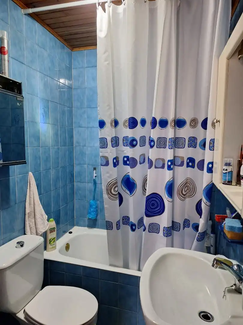Casa o chalet en venta en Pista Gudes A, 58, Xinzo de Limia Baño de Casa o chalet en venta en Xinzo de Limia con Jardín privado, Amueblado y Horno