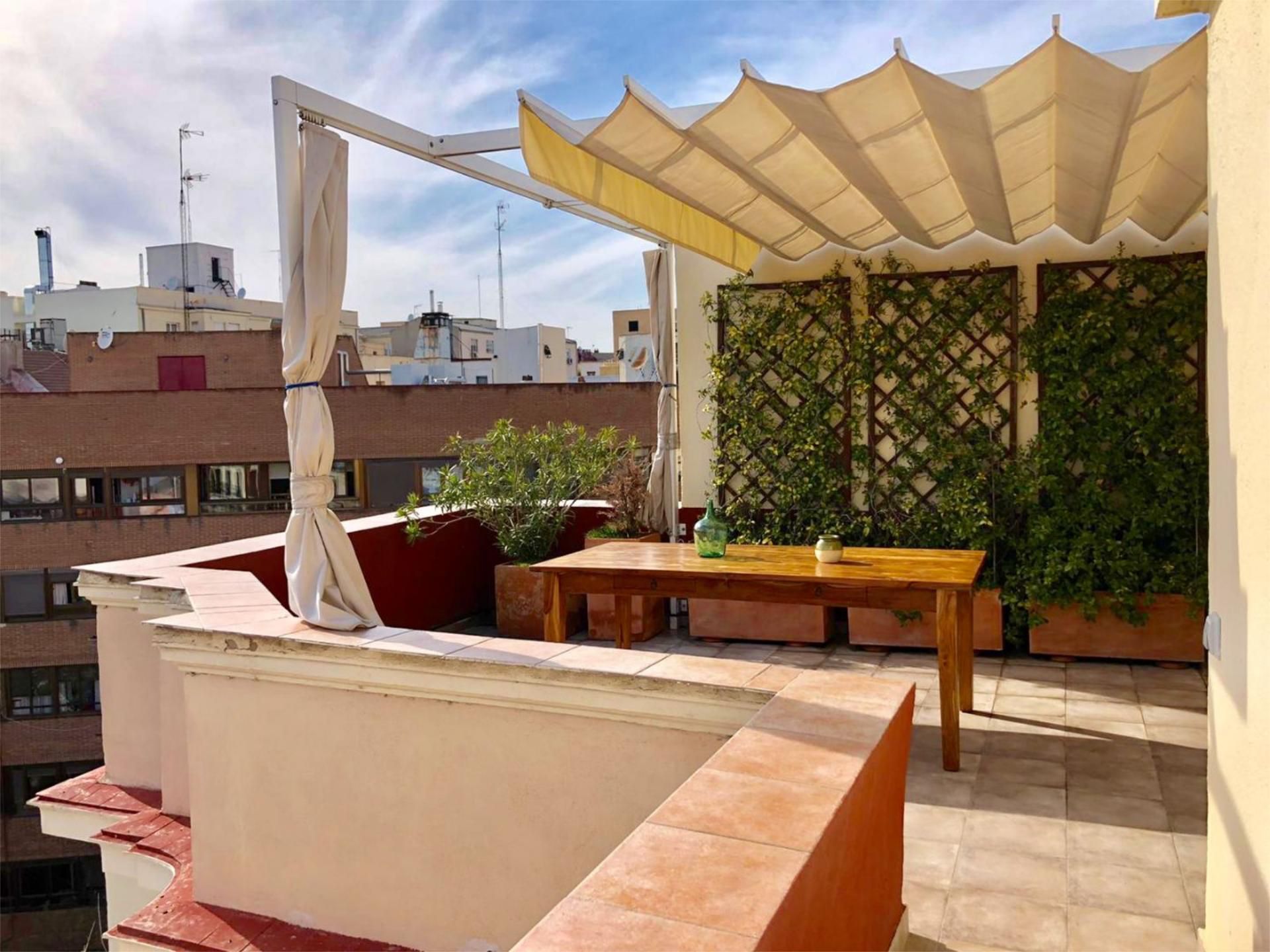 Terrace of Flat to rent in  Madrid Capital  with Air Conditioner, Heating and Parquet flooring