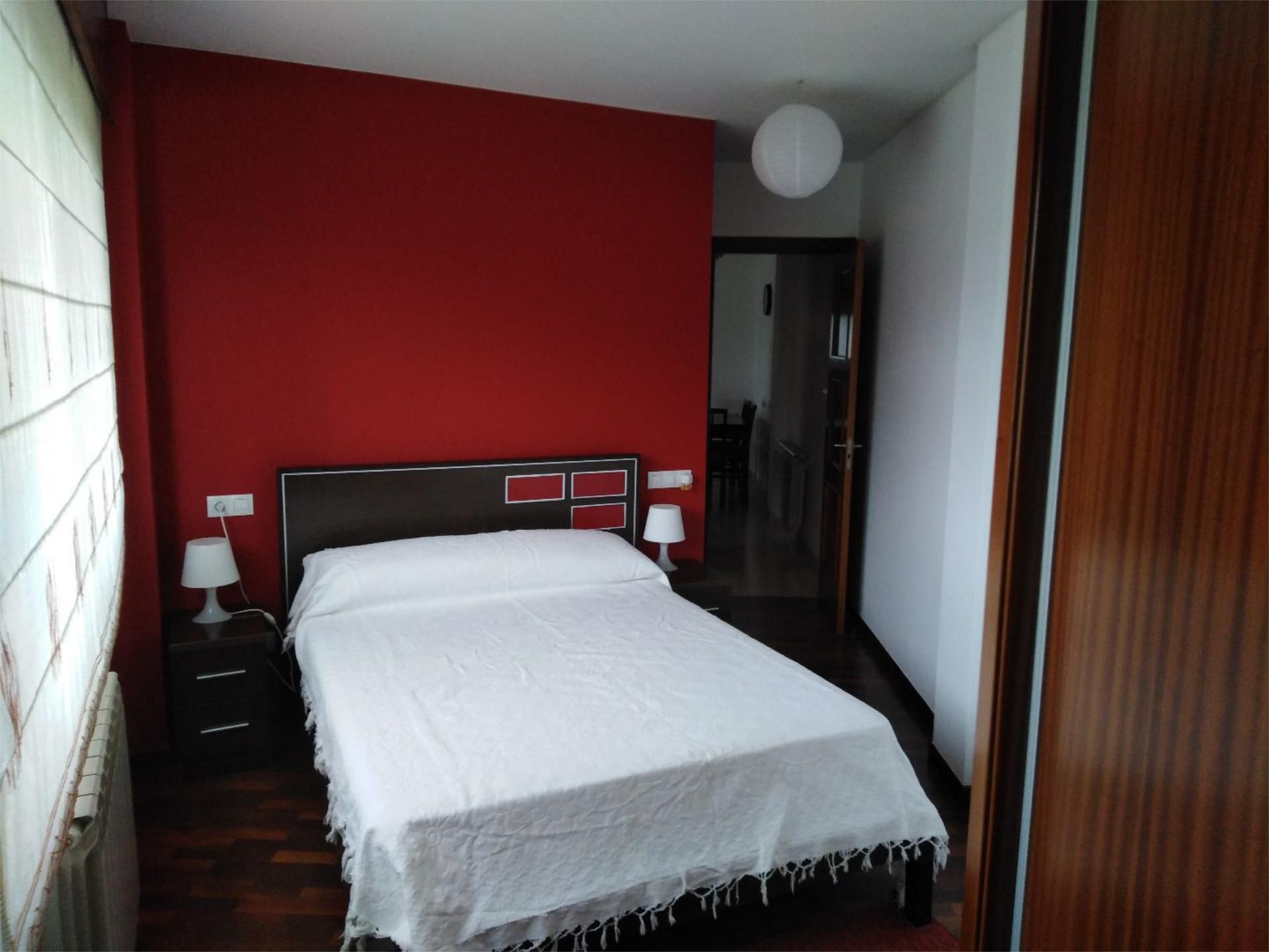 Bedroom of Flat to rent in Carballo  with Heating, Parquet flooring and Storage room