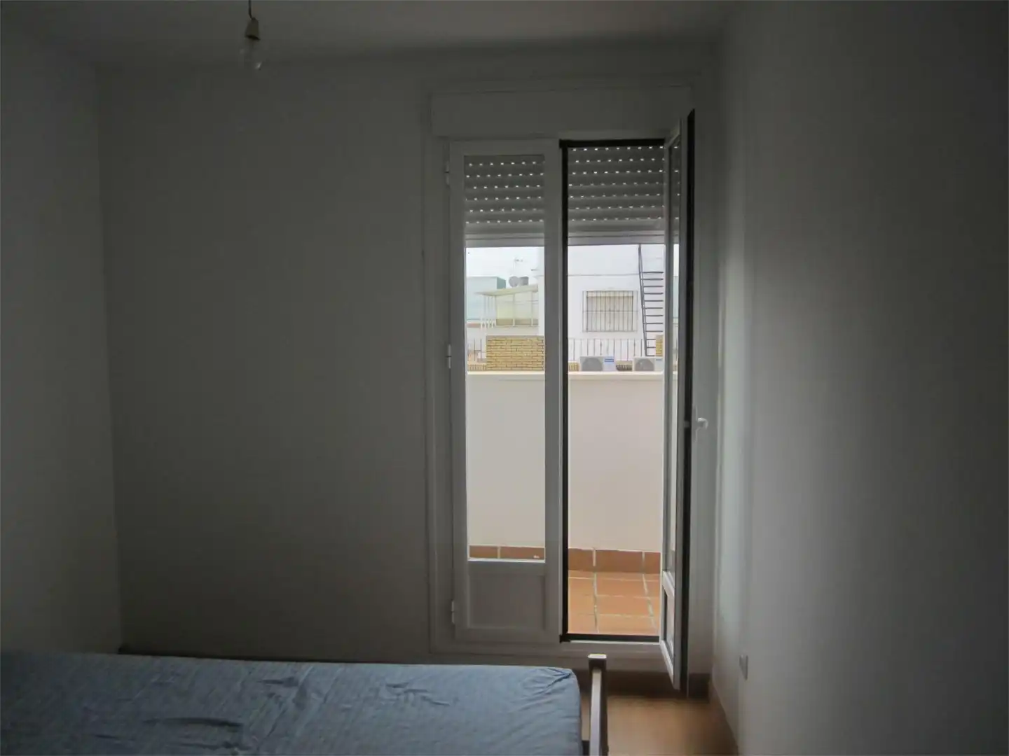 Bedroom of Flat for sale in Sevilla  with Parquet flooring and Terrace