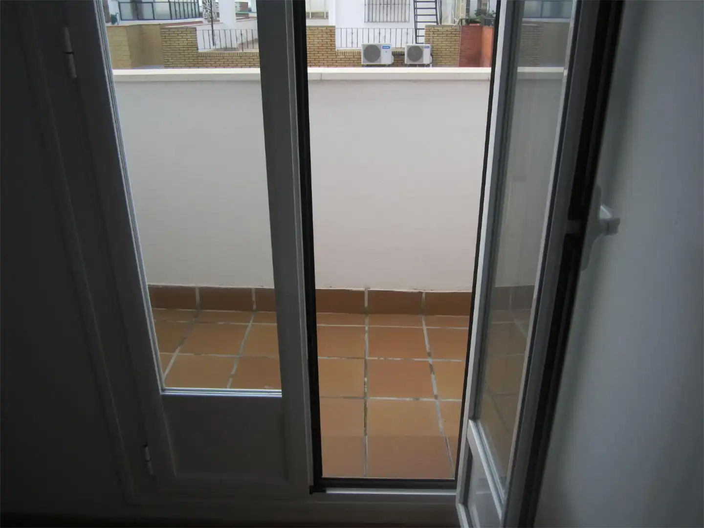 Flat for sale in Sevilla  with Parquet flooring and Terrace