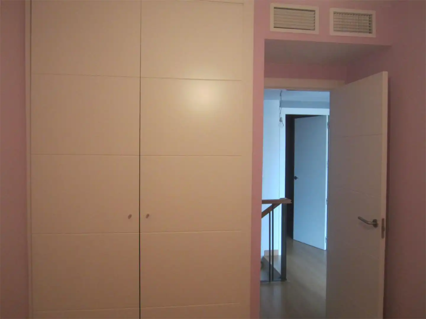Flat for sale in Sevilla  with Parquet flooring and Terrace
