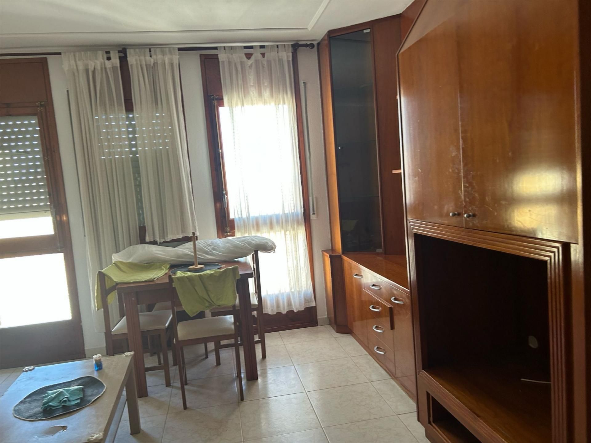 Dormitori de Apartament en venda en Alpicat amb Calefacció, Terrassa i Traster