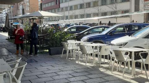 Foto 2 von Geschaftsraum zur ubertragung in Calle de Orense, 70, Castillejos - Cuzco, Madrid Capital