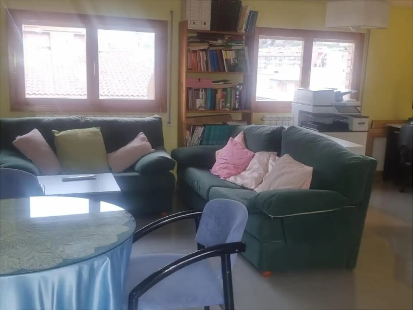 Casa adosada en venta en Calle Río Isuela, 41, Plaza de Toros - Barón de Warsage Sala de estar de Casa adosada en venta en Calatayud con Aire acondicionado, Terraza y Piscina