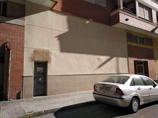Local comercial en Alquiler en Carrer d'Onda, 20 en Ensanche - Parque del Oeste