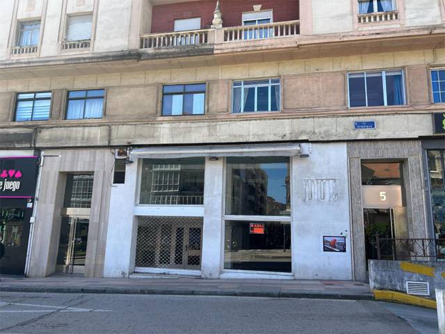 Local comercial en Alquiler en Plaza de Numancia, 5 en Numancia - San Fernando