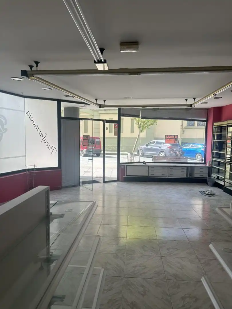 Geschaftsraum zur Miete in Calle del Doctor Moreda, 8, Ribadeo Geschaftsraum zur Miete in Ribadeo