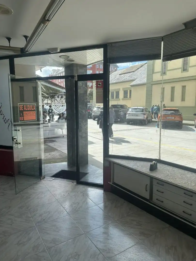 Geschaftsraum zur Miete in Calle del Doctor Moreda, 8, Ribadeo Geschaftsraum zur Miete in Ribadeo