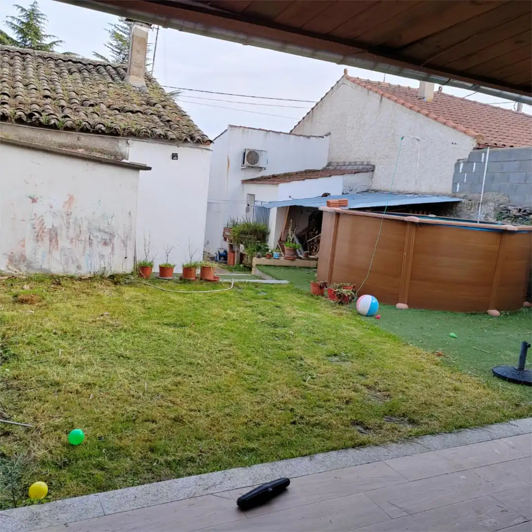 Garden of Ground floor for sale in Carpio de Azaba  with Heating, Private garden and Parquet flooring