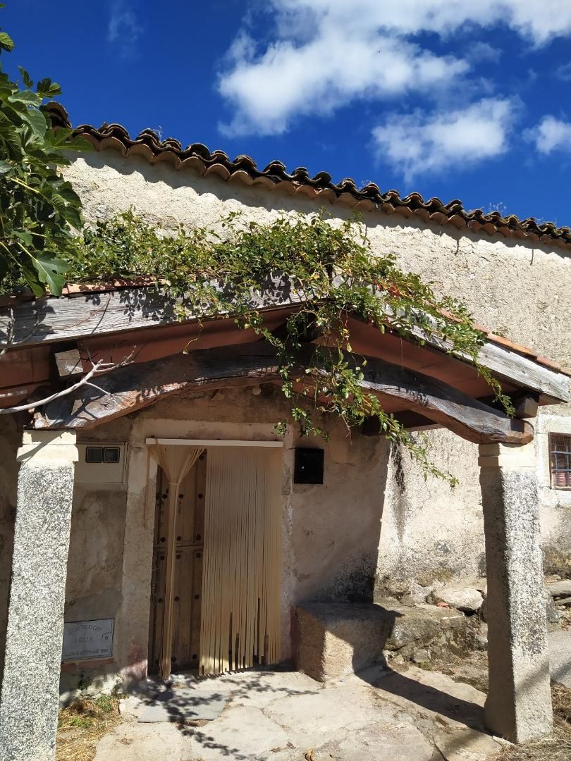 Exterior view of House or chalet for sale in Encinasola de los Comendadores  with Private garden