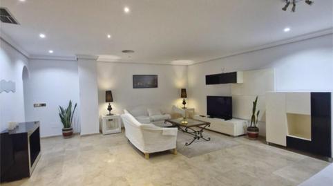 Apartament de lloguer a Calle Los Jazmines, 12, Nueva Andalucía centro, Málaga - imatge 2 Foto 2 de Apartament de lloguer a Calle Los Jazmines, 12, Nueva Andalucía centro, Málaga