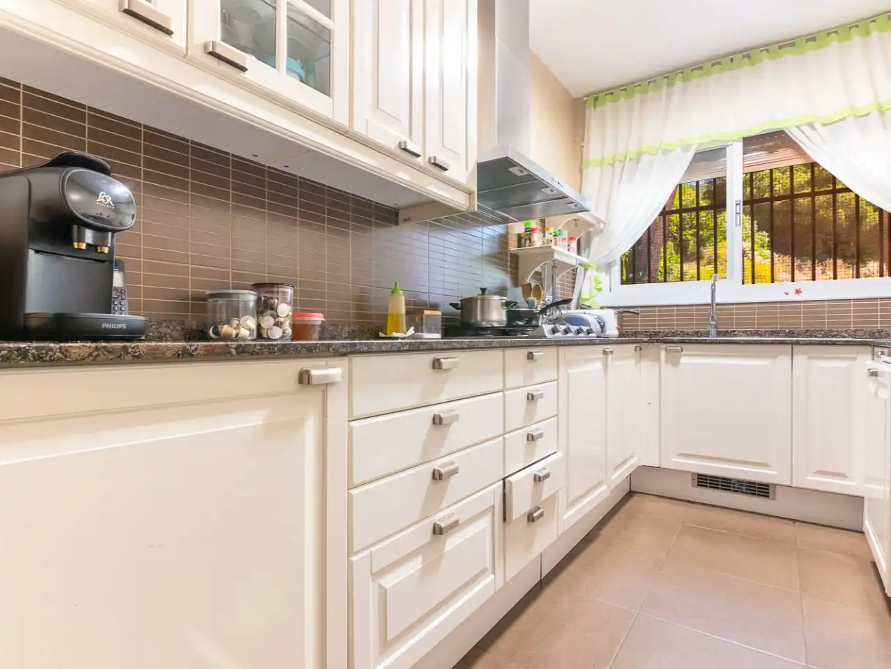 Wohnung zum Verkauf in Sant Jaume de Treià, 9, Argentona Est Küche von Wohnung zum Verkauf in Argentona mit Klimaanlage, Terrasse und Schwimmbad