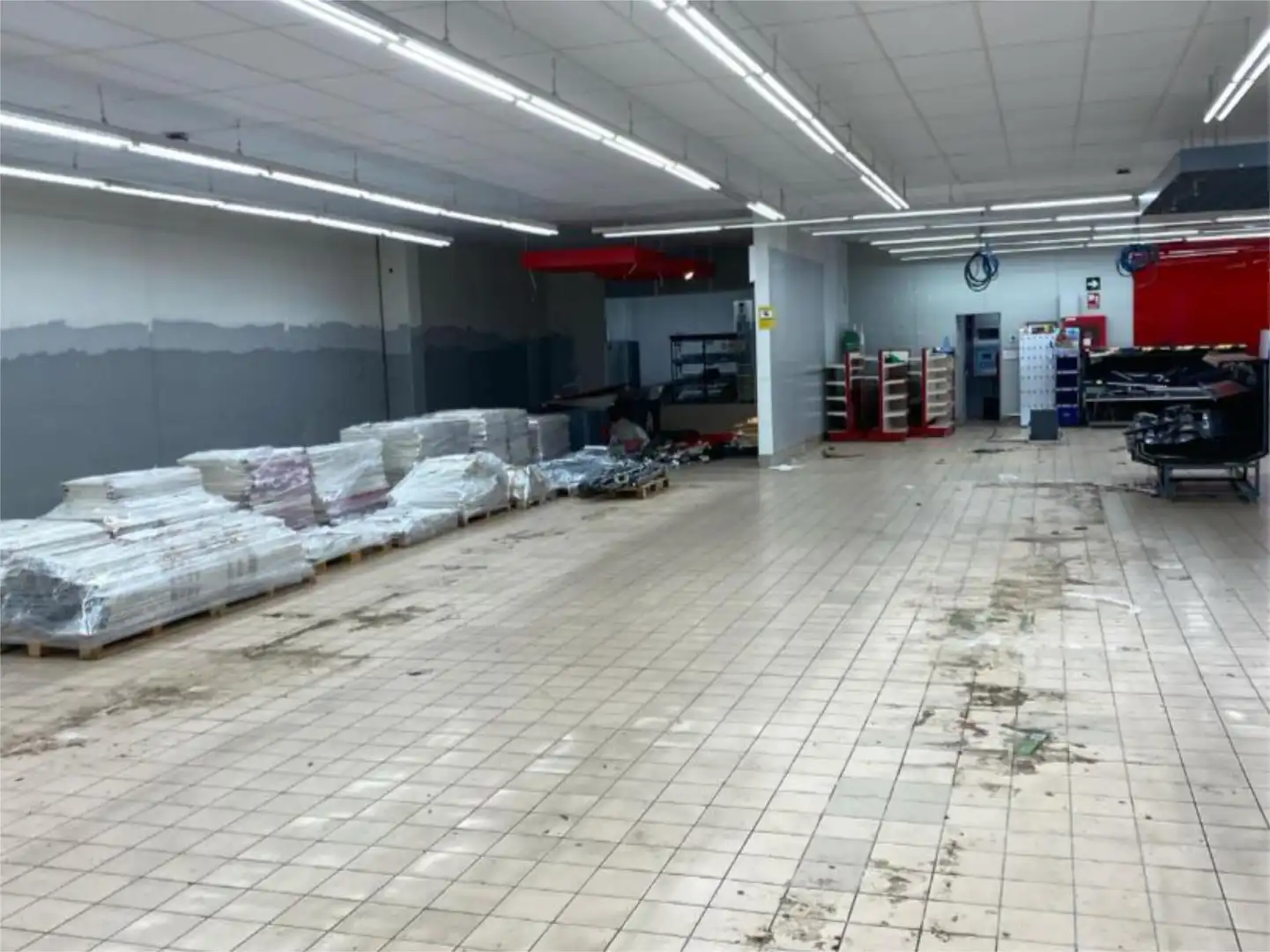 Nave industrial de alquiler en Avenida Río Jalón, 74, Plaza de Toros - Barón de Warsage Nave industrial de alquiler en Calatayud con Aire acondicionado y Calefacción