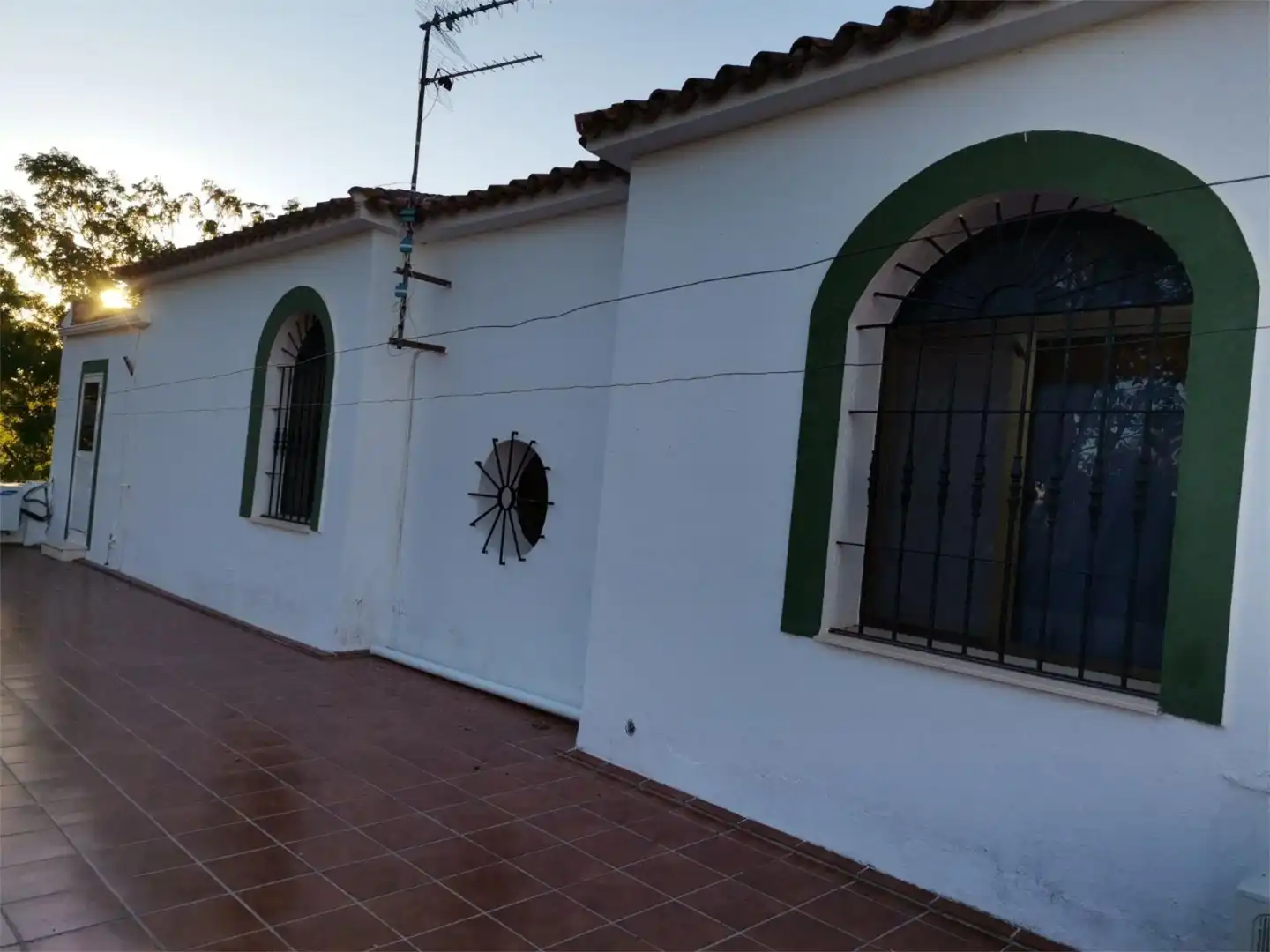 Piso en venta en Avenida Sombrero de Tres Picos, 26, Arcos de la Frontera Vista exterior de Piso en venta en Arcos de la Frontera con Aire acondicionado, Calefacción y Jardín privado
