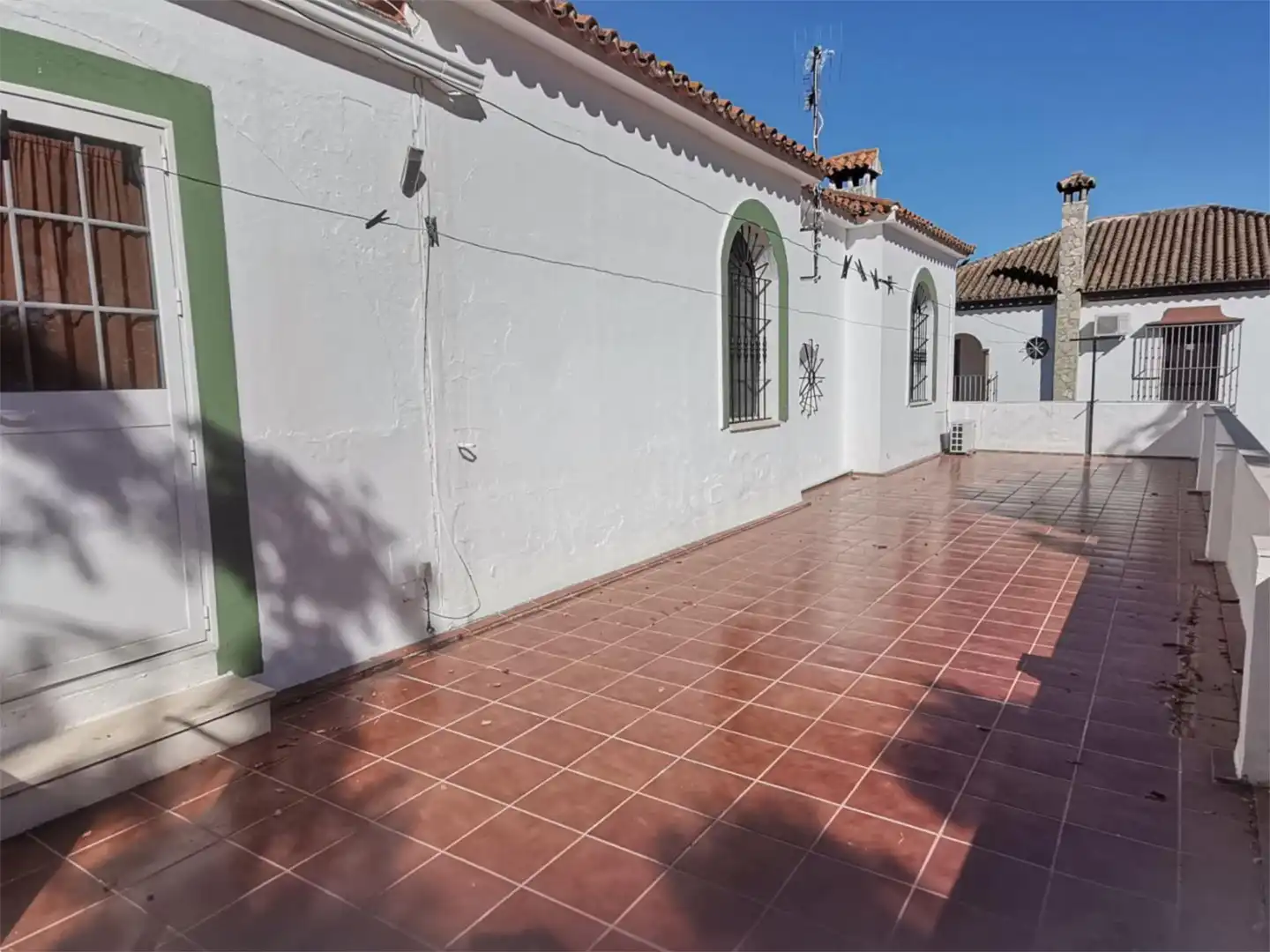 Piso en venta en Avenida Sombrero de Tres Picos, 26, Arcos de la Frontera Vista exterior de Piso en venta en Arcos de la Frontera con Aire acondicionado, Calefacción y Jardín privado