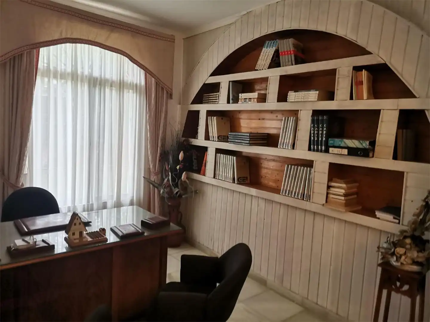 Piso en venta en Avenida Sombrero de Tres Picos, 26, Arcos de la Frontera Sala de estar de Piso en venta en Arcos de la Frontera con Aire acondicionado, Calefacción y Jardín privado