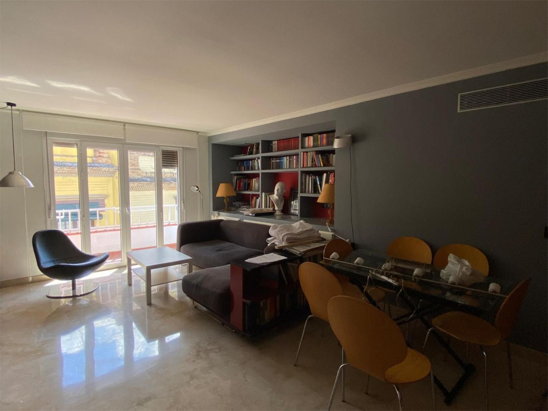 Living room of Flat to rent in  Sevilla Capital  with Air Conditioner, Heating and Furnished