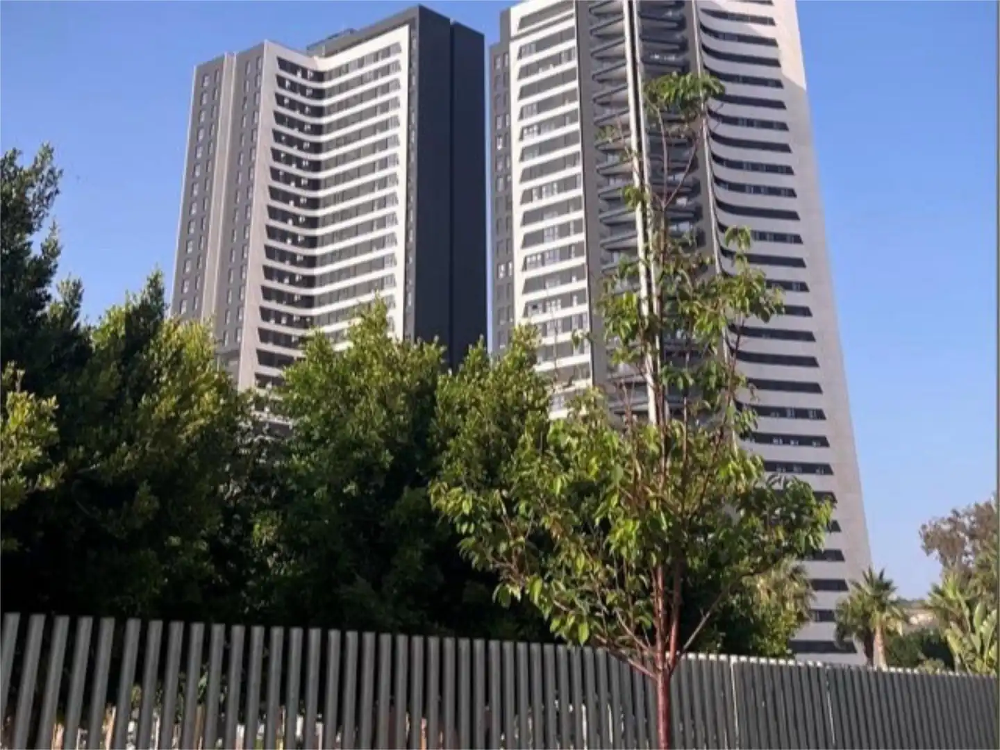 Vista exterior de Piso de alquiler en Málaga con Aire acondicionado, Calefacción y Jardín privado