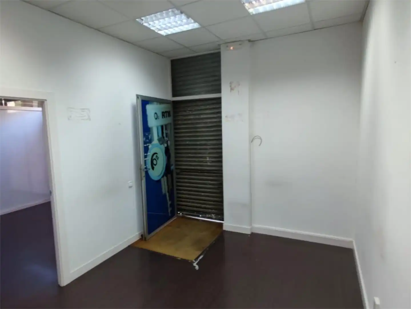 Commercial properties for rent in Carrer Tamarit de Llitera, 7, Joc de la Bola - Camps d'Esports Commercial properties for rent in Lleida with Air Conditioner, Heating and Parquet flooring