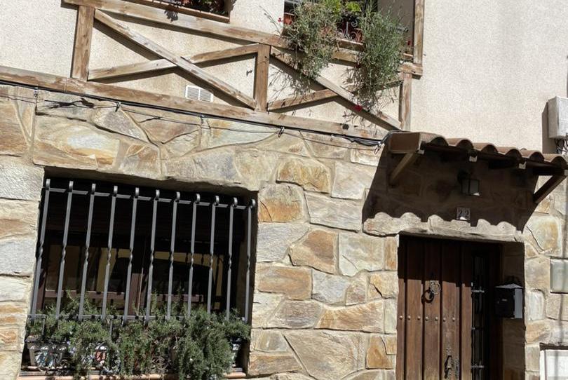 House or chalet for sale in Calle Ramón Salvador, 22, Magallón, Zaragoza - image 1 Photo 1 of House or chalet for sale in Calle Ramón Salvador, 22, Magallón, Zaragoza