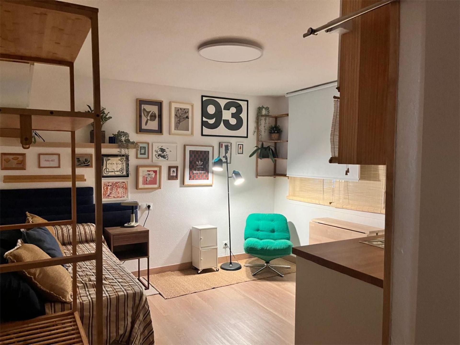 Bedroom of Flat for sale in Santiago de Compostela 
