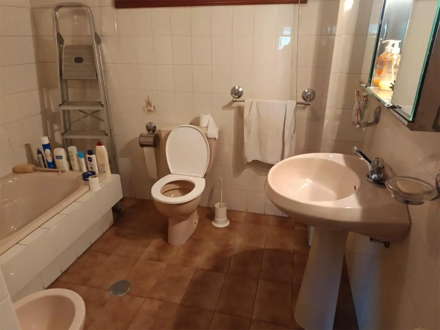 Bathroom of Flat for sale in O Carballiño    with Balcony