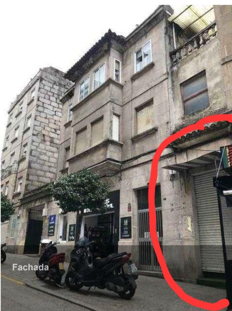 Vista exterior de Local en venta en Vigo 