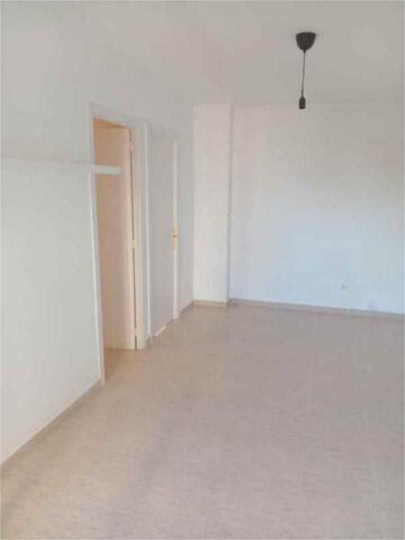 Dormitori de Apartament en venda en Cubelles amb Terrassa