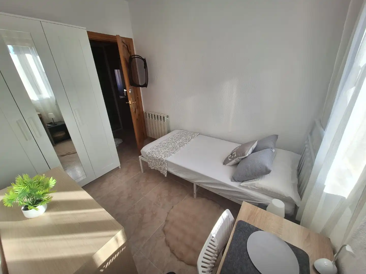 Habitación en Calle General Moscardó Guzmán, 51, Constitución - Balconcillo Habitación de Piso para compartir en Guadalajara con Calefacción, Terraza y Amueblado
