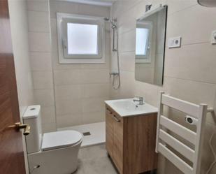 Bathroom of Flat for sale in Basauri   with Balcony